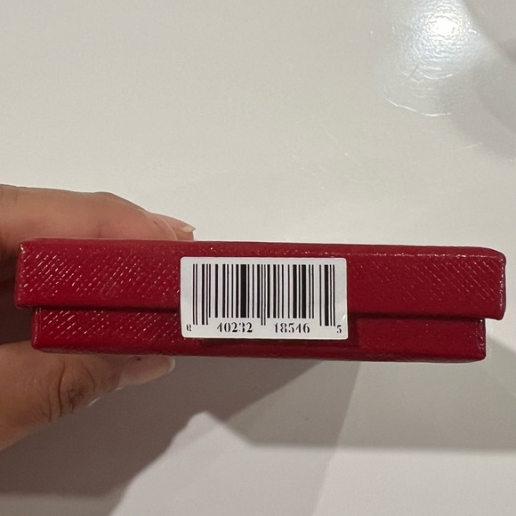 Kjaer Weis Cream Foundation Delicate - Picture 3 of 7